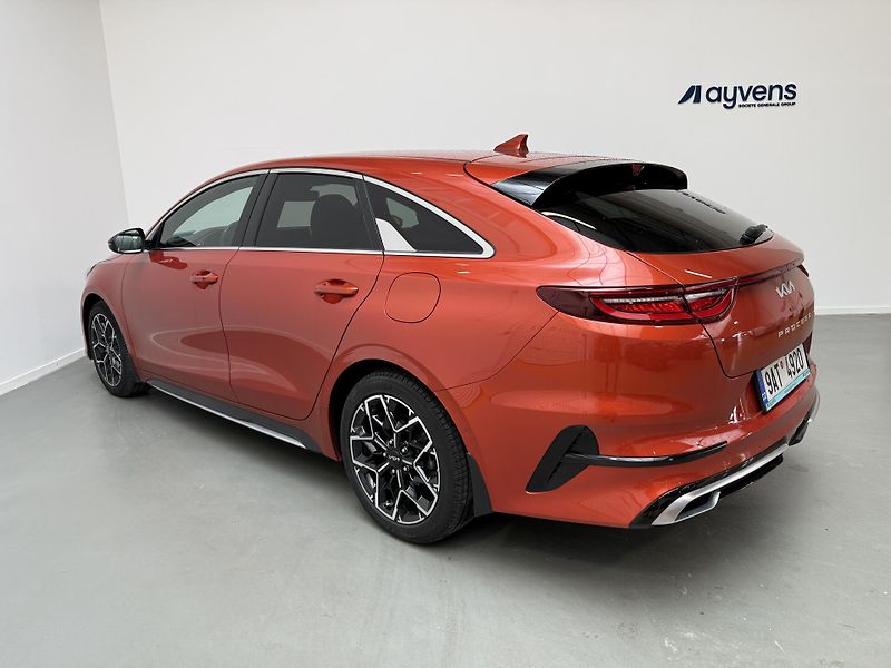 Kia Ceed 1.5 T-GDI GPF GT-Line Plus DCT - fotka 3 z 15