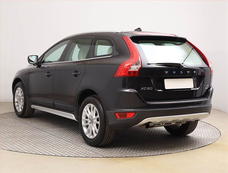 Volvo XC60 (2009) D5, 4X4, Serv.kniha, Xenony - fotka 4 z 20