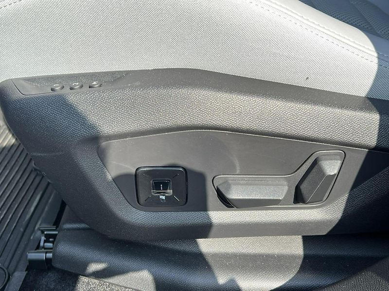 Citroën C5 Aircross (2026) MAX Plug-in Hybrid 225k  - fotka 14 z 19
