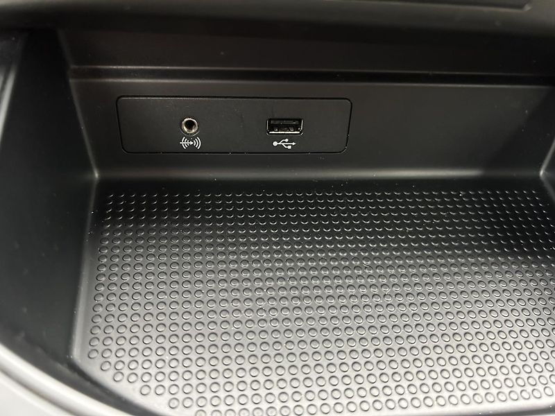 Seat Arona 1.0 TGI Xcellence - fotka 26 z 29