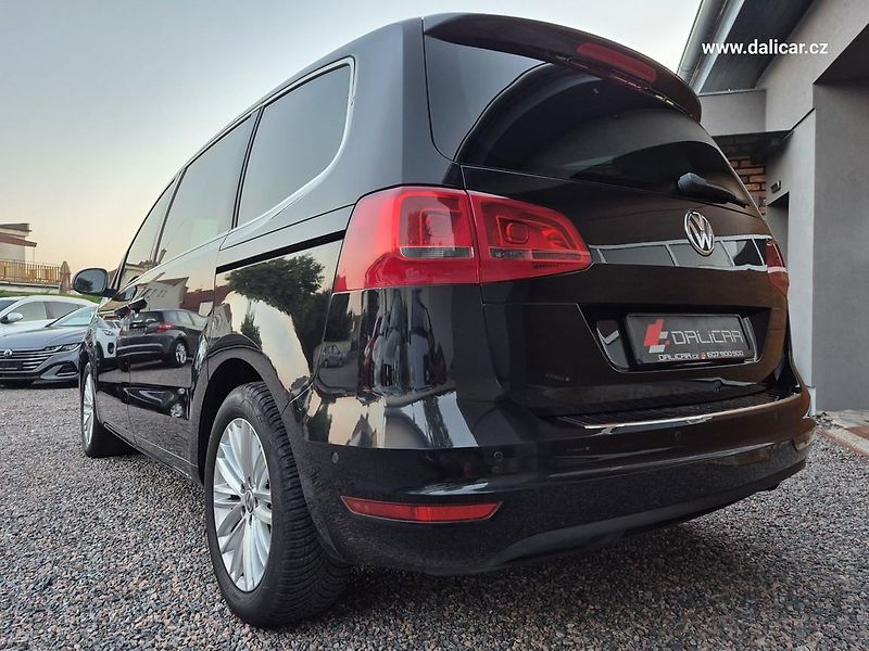 Volkswagen Sharan (2014) 2.0TDi 130KW Comfortline CUP - fotka 9 z 48