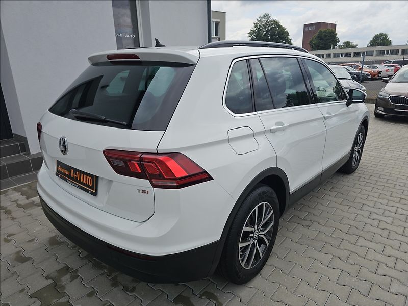 Volkswagen Tiguan 1,4 TSi 110KW COMFORTLINE - fotka 6 z 49