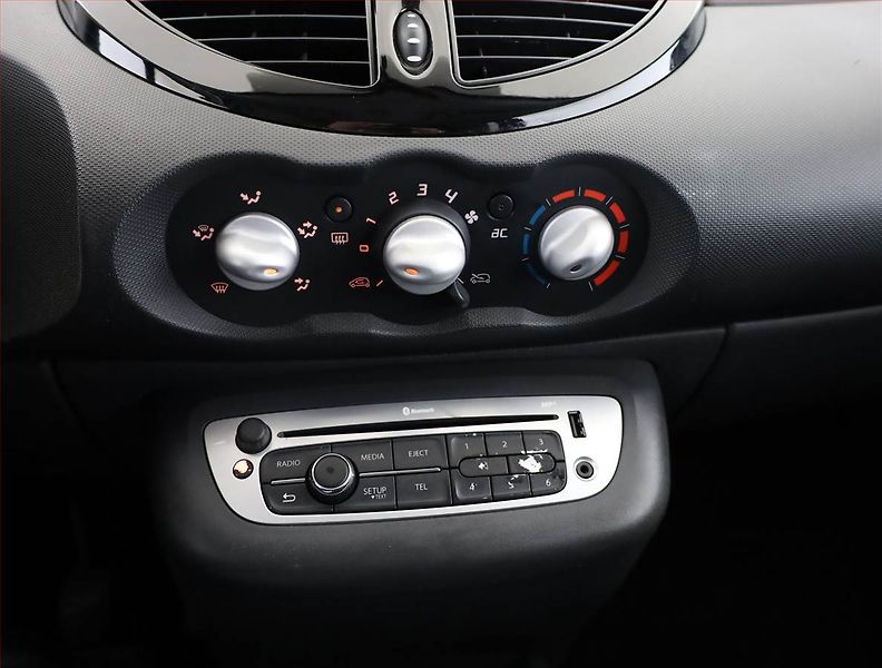 Renault Twingo (2013) 1.2 16V , po STK, slušný stav - fotka 10 z 15