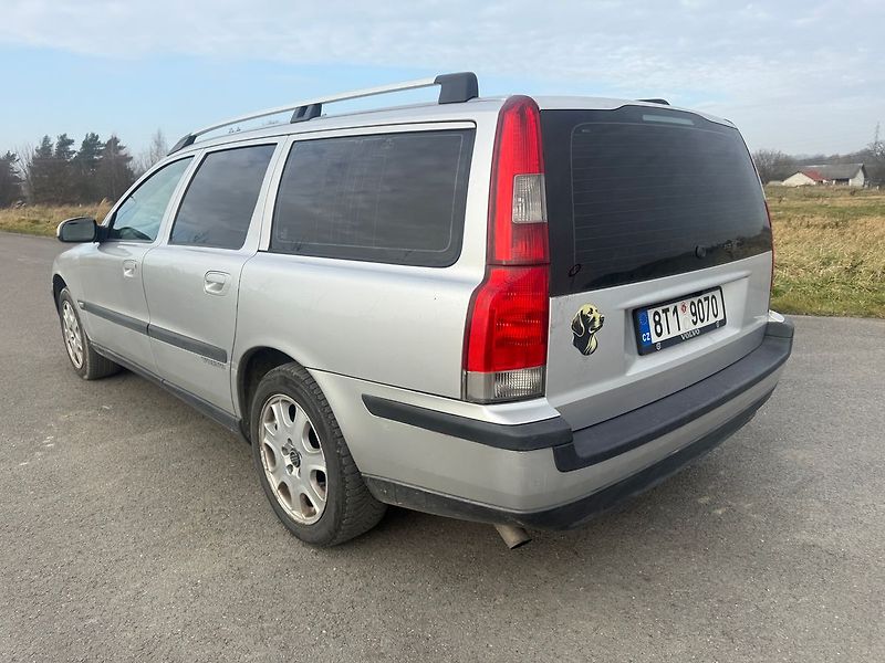 Volvo V70 STK 08/2027 - fotka 3 z 15