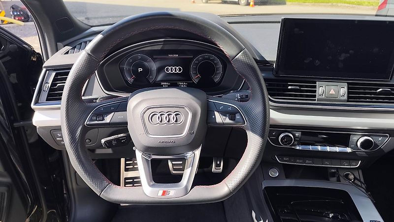 Audi Q5 (2023) Sportback S-line, B&O, Quattro - fotka 14 z 47