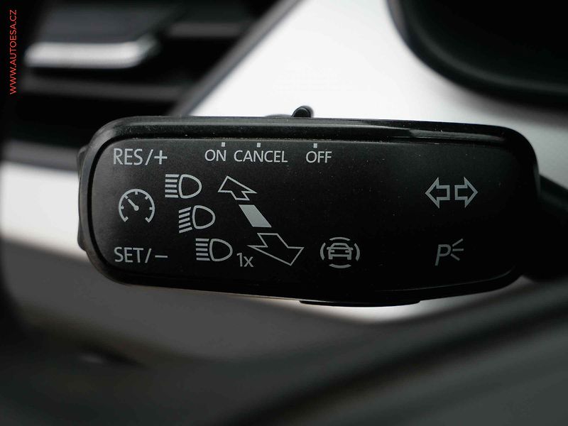 Škoda Kamiq (2022) 1.0 TSi, ČR, Ambition - fotka 13 z 19