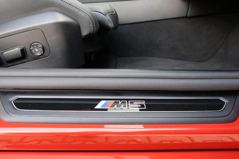BMW M5 Touring - fotka 11 z 18
