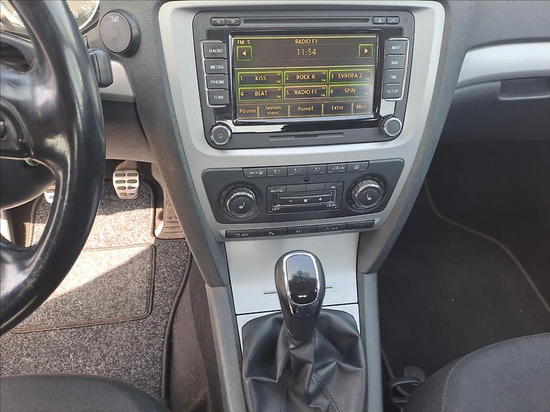 Škoda Octavia 1,6 TDI - fotka 12 z 15