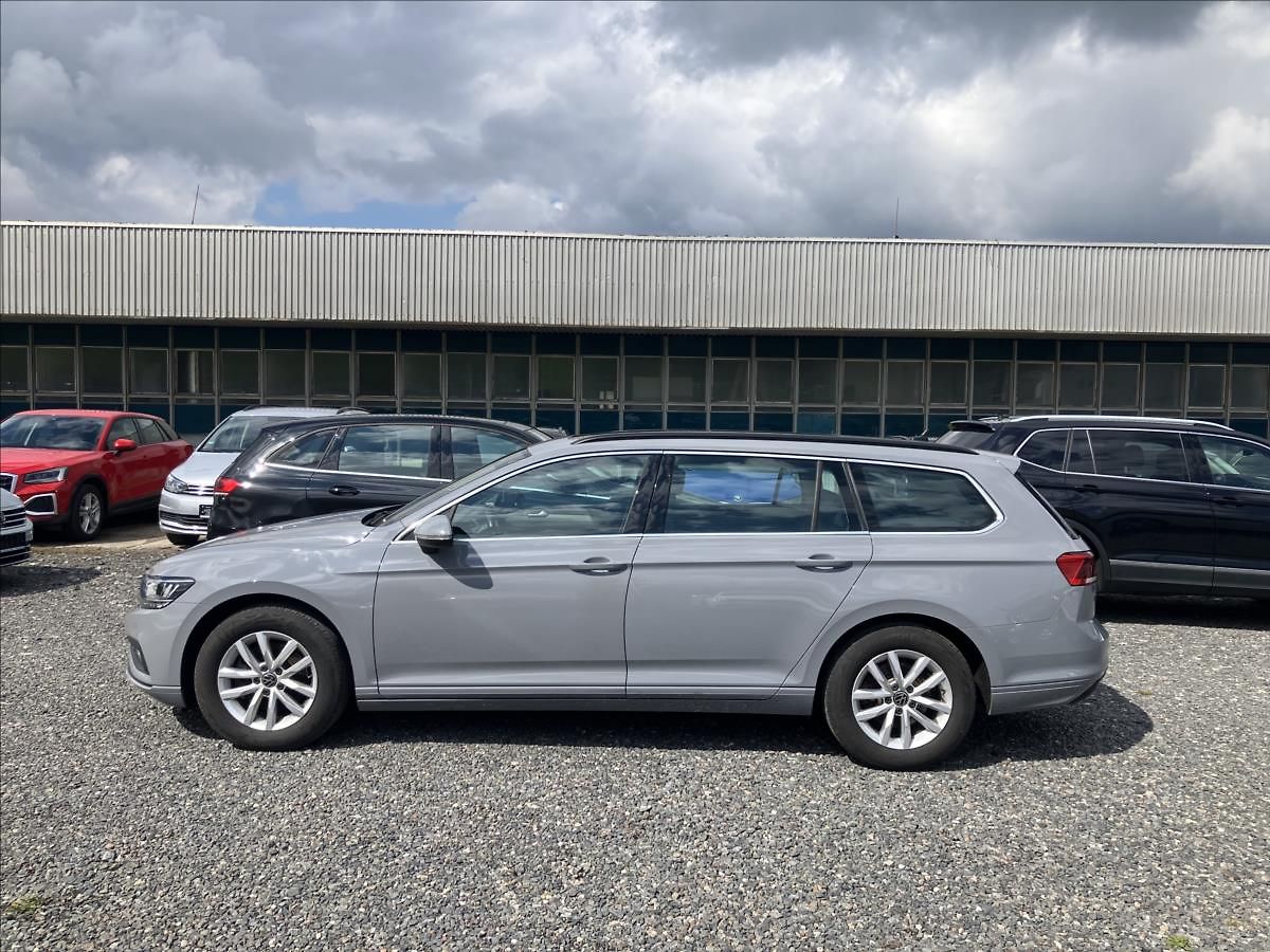 Volkswagen Passat 2,0 PANORAMA,KEYLESS,EL.KUFR