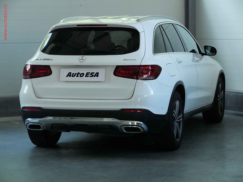 Mercedes-Benz GLC (2019) 2.0CDi 200d 4Matic, 2.maj,ČR - fotka 4 z 24