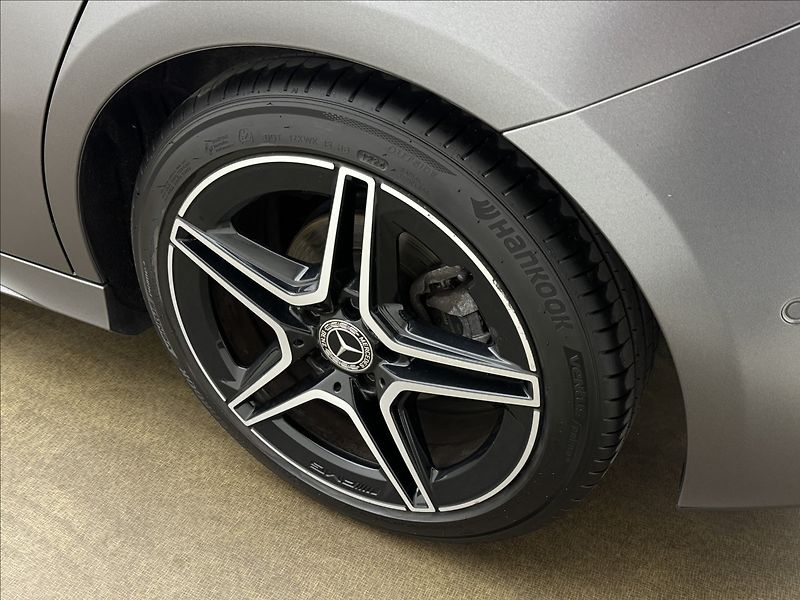 Mercedes-Benz Třídy A 1,3 AMG DPH KAMERA VÝHŘEV ČR - fotka 39 z 40