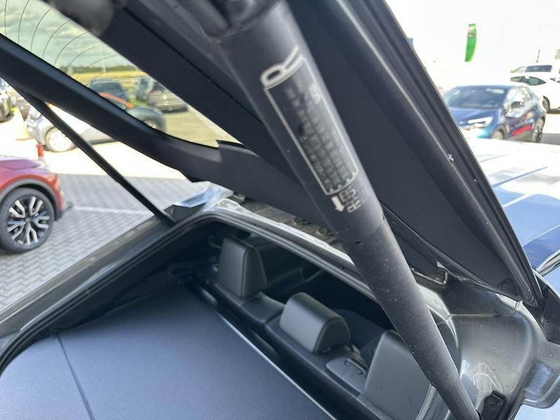 Toyota bZ4X (2026) BZ4X BEV - STYLE 74kWh FWD - fotka 32 z 37