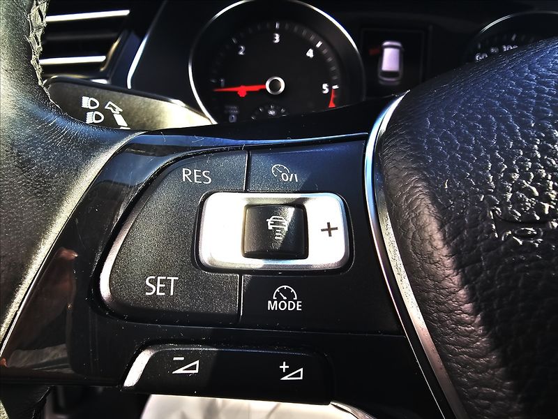 Volkswagen Passat B8 2,0TDi110KW COMFORTLINE - fotka 17 z 49
