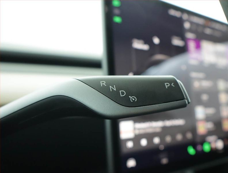 Tesla Model Y (2023) Long Range AWD 79kWh, SoH 93% - fotka 13 z 22