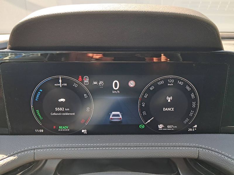 Škoda Superb (2025) iV L&K 1.5 TSI /110 kW DSG6 - fotka 9 z 34