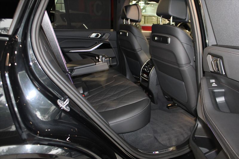 BMW X5 xDrive30d M Sport Pro DAProf/3 - fotka 36 z 43