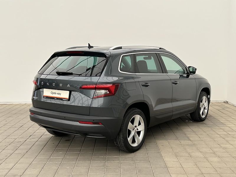 Škoda Karoq 1.5 TSI Style Plus - fotka 2 z 30