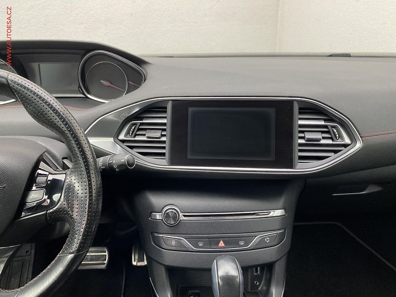 Peugeot 308 (2016) 2.0 HDi SW, GT, +ALU, AT - fotka 12 z 19