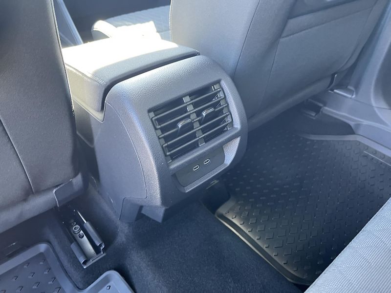 Volkswagen Caddy Life Edition 1.5 TSI PHEV - fotka 19 z 21