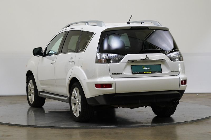 Mitsubishi Outlander - fotka 7 z 22