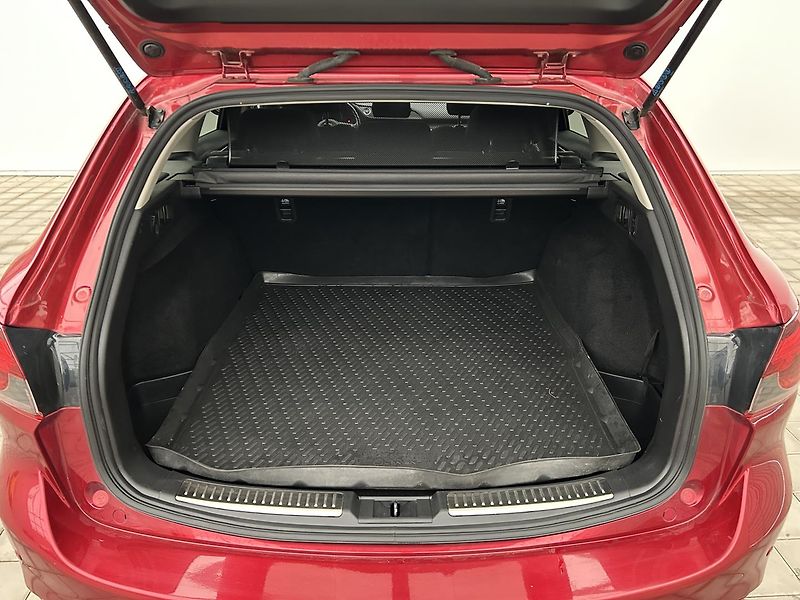 Mazda 6 2.5 Skyactiv-G EXKLUSIVE - fotka 14 z 28