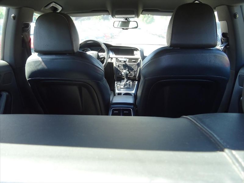 Audi A5 2,0 155 kW TFSi  S- Line - fotka 18 z 29