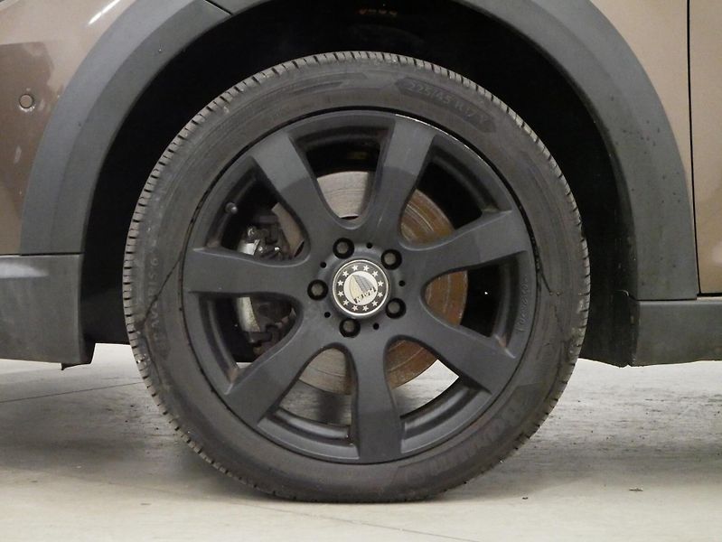 Volkswagen Touran - fotka 10 z 26
