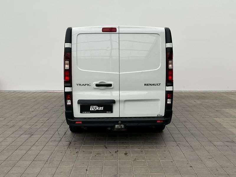 Renault Trafic 2.0 dCi Furgon L2H1 - fotka 4 z 24