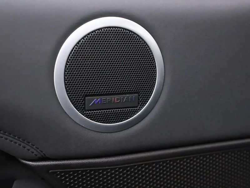 Land Rover Discovery 2.0 Td4 HSE Luxury 7-Míst TZ - fotka 12 z 18