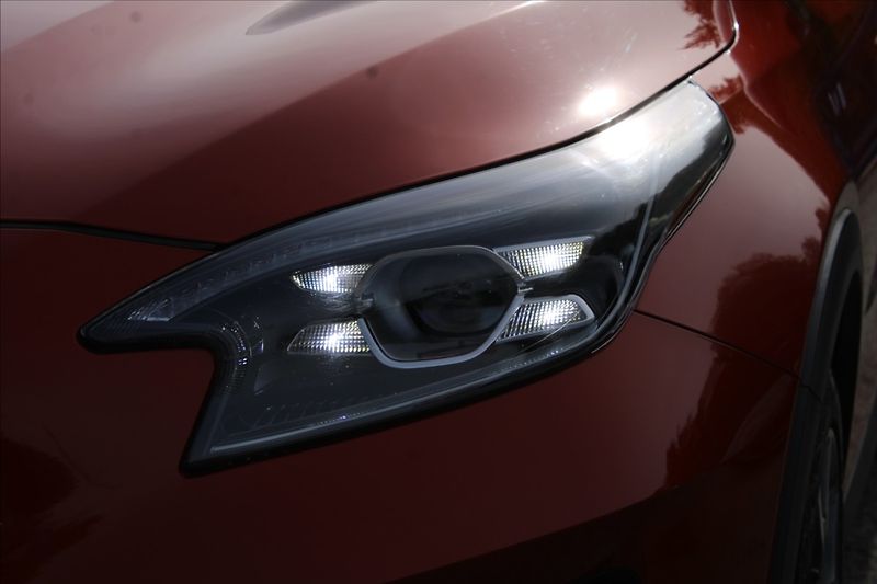 Kia XCeed 1,4 T-GDI  ČR,1MAJ,AUTOMAT,TOP - fotka 32 z 37