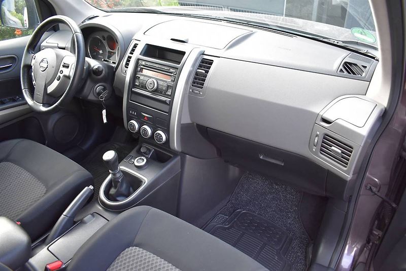 Nissan X-Trail 2,0 DCi 1M,127KW,TOP BARVA! - fotka 12 z 19