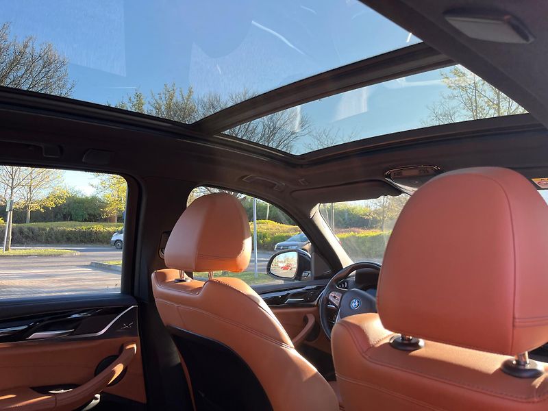BMW iX3 (2021) /210kW - fotka 26 z 38