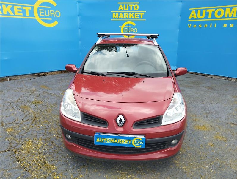 Renault Clio 1,2 55KW Garážované, Servisova - fotka 2 z 17