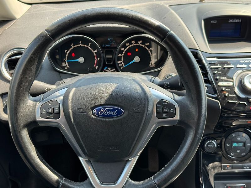 Ford Fiesta (2014) Titanium 1.0 EcoBoost 92kW - fotka 24 z 31