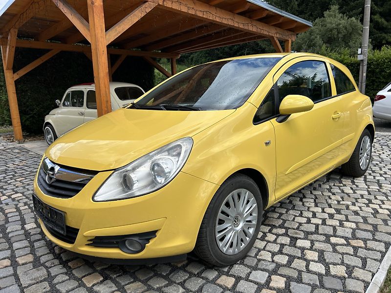 Opel Corsa (2007) 1.2i 59 kw - fotka 1 z 20