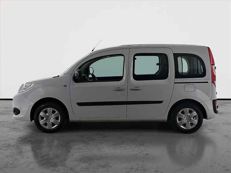 Renault Kangoo (2021) Zen 1.5 dCi, 5Míst, ČR, 1Maj - fotka 3 z 14