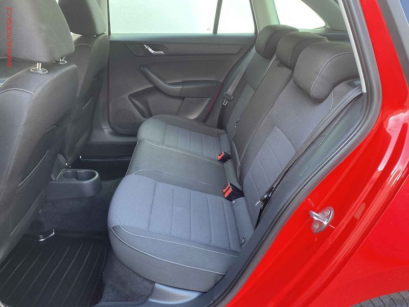 Škoda Rapid (2013) 1.6 TDI, ČR, Elegance - fotka 10 z 17