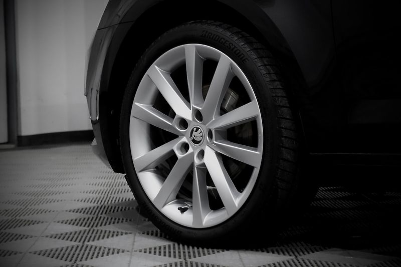 Škoda Octavia (2017) 3 FL Combi 1.4 TSI 110 kW  - fotka 7 z 34
