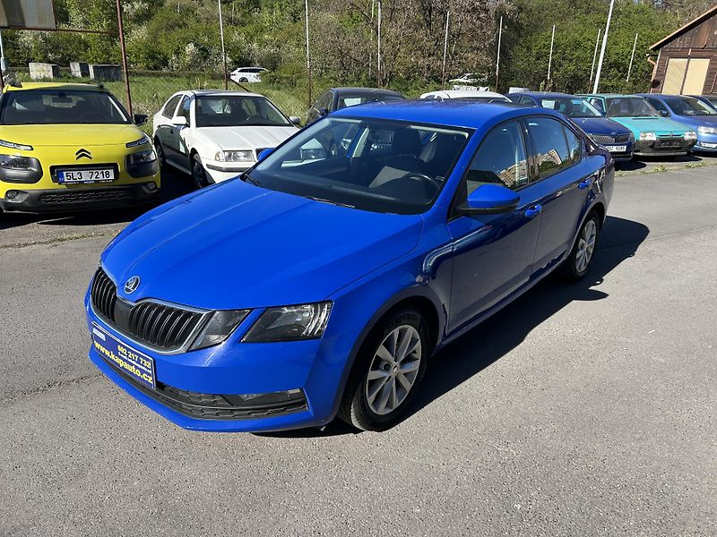 Škoda Octavia 2.0 TDI DSG Ambition - fotka 7 z 31