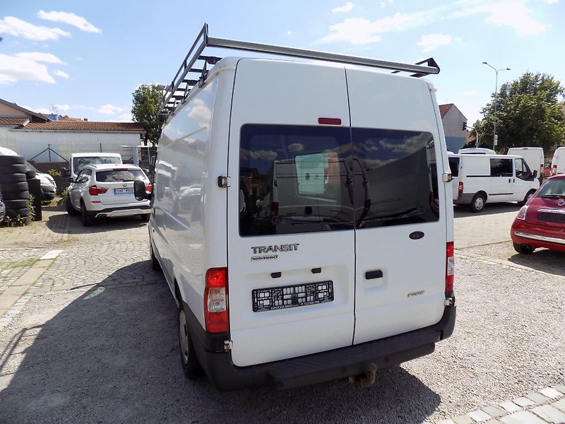 Ford Transit 2,2 TDCI 92 KW MWB 350 TREND - fotka 12 z 38