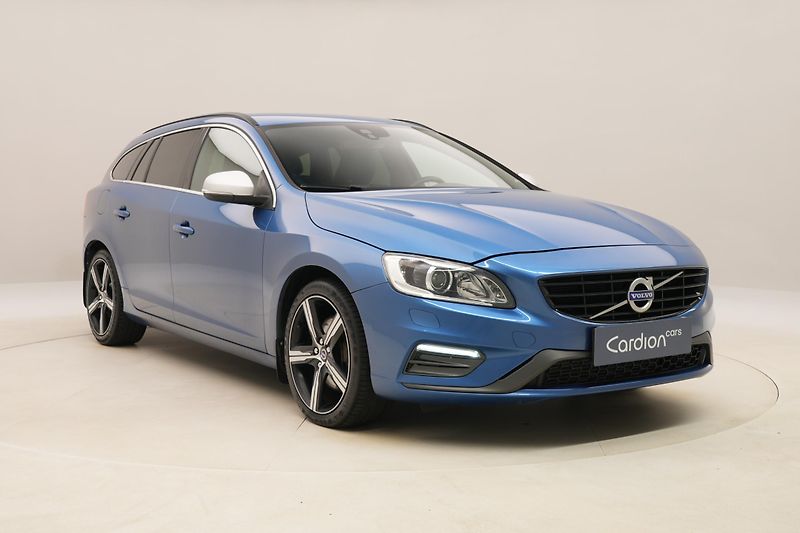 Volvo V60 D4 AWD R-DESIGN AUT  - fotka 14 z 41
