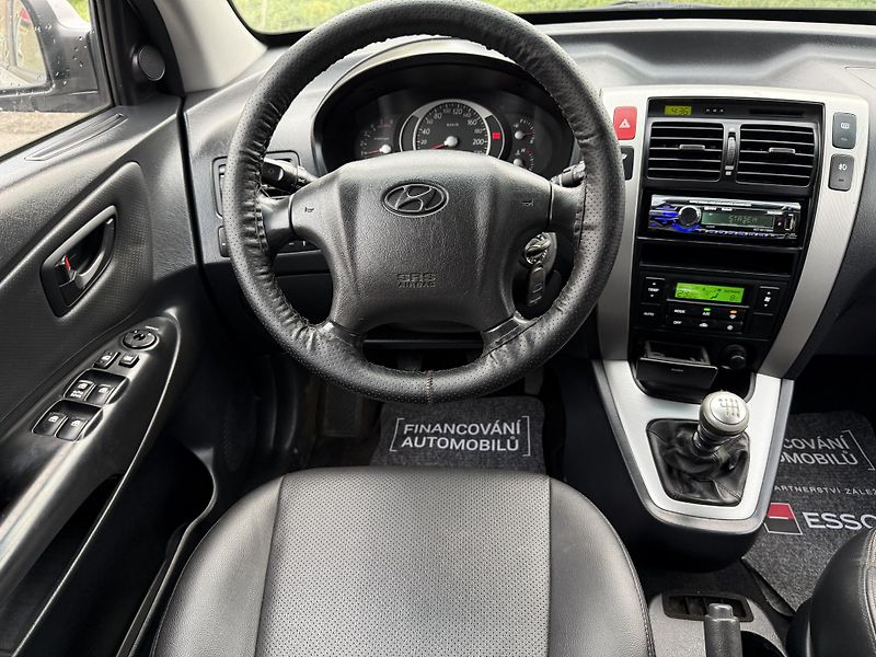Hyundai Tucson 2,0CRDI - fotka 15 z 22