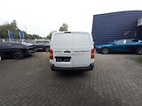 Peugeot Expert (2026) Furgon L3 2.2 BlueHDi 150k - náhled 3