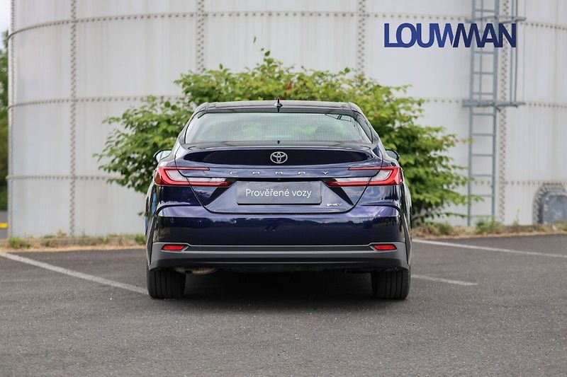 Toyota Camry 2.5  HEV CVT Prestige - fotka 28 z 29
