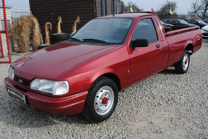 Ford Sierra 1,8 P100 - fotka 1 z 32