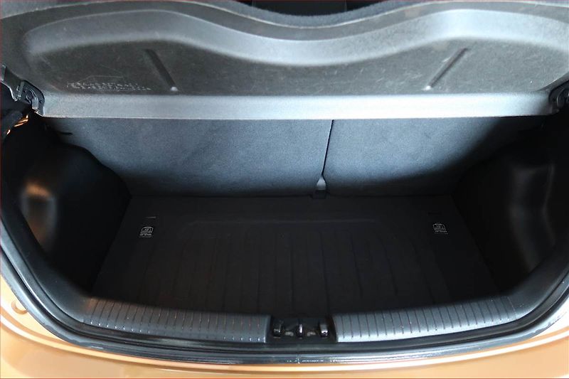 Hyundai i10 (2015) 1.0, Automat - fotka 14 z 16