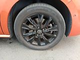 Volkswagen Multivan (2025) T7 TDI MV EDITION*PANO*ACC*CAM - náhled 17