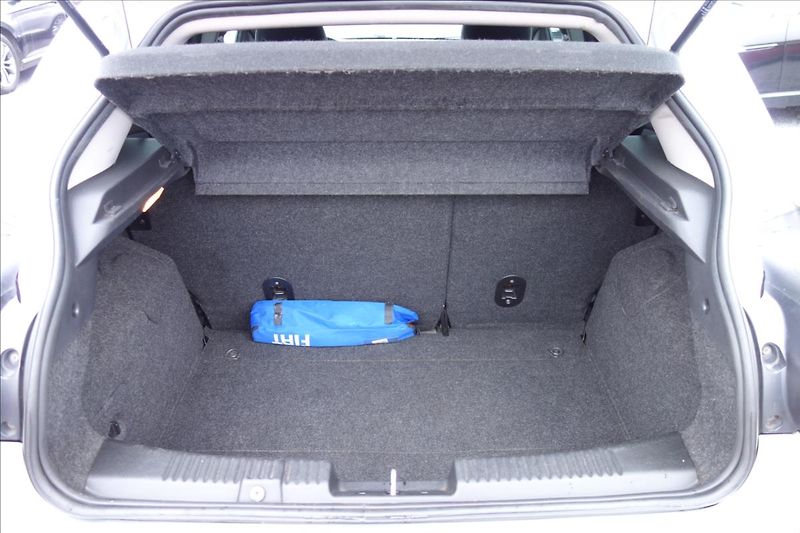 Fiat Bravo 1,6 JTD,ČR,SERVIS.KN.,EMOTION. - fotka 15 z 35