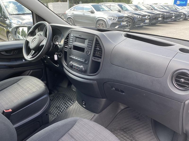 Mercedes-Benz Vito 119 CDI/L 4M Tourer - fotka 18 z 24