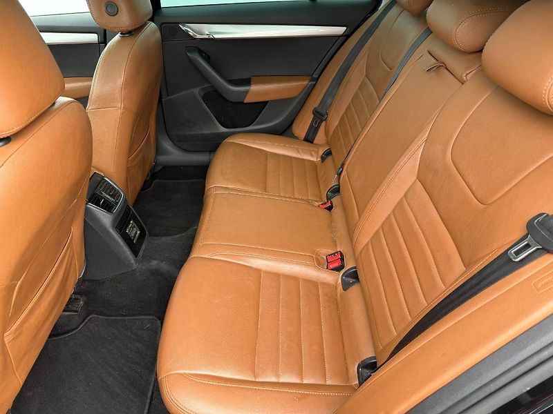 Škoda Octavia (2015) 1.6 TDI 85 kW Style - fotka 9 z 23